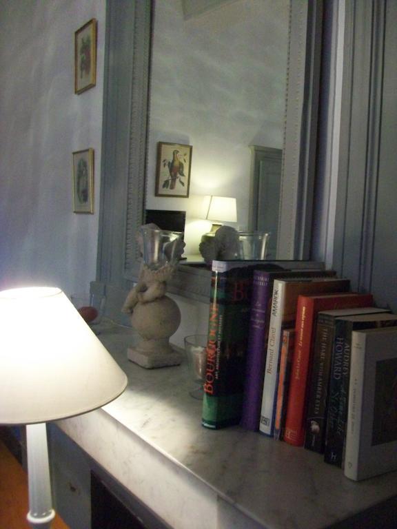 La Maison Des Gardes - Chambres D'Hotes Cluny Habitación foto